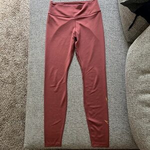 Nike Drifit Leggings. Size medium.
